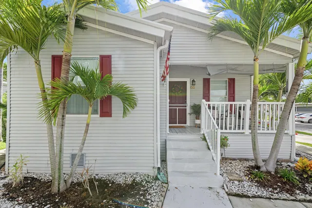 Unit 55 photo 3