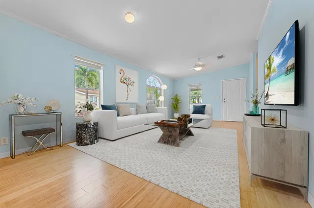 Unit 55 photo 8