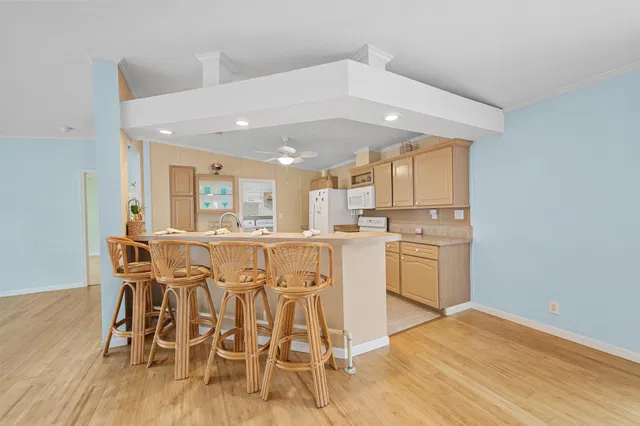 Unit 55 photo 17