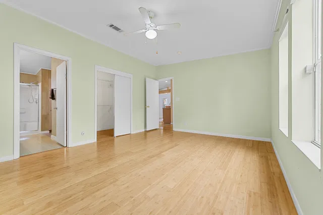 Unit 55 photo 20