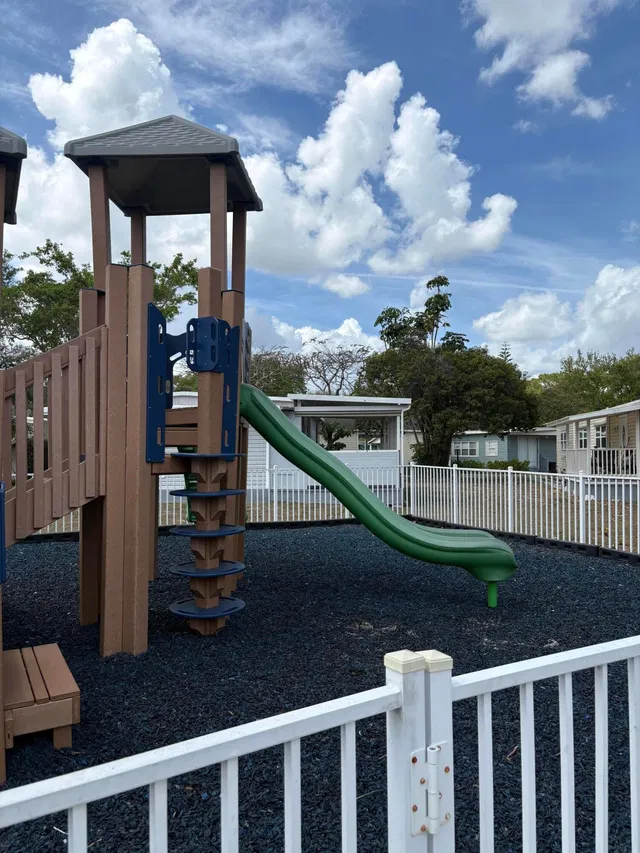 Unit 55 photo 38