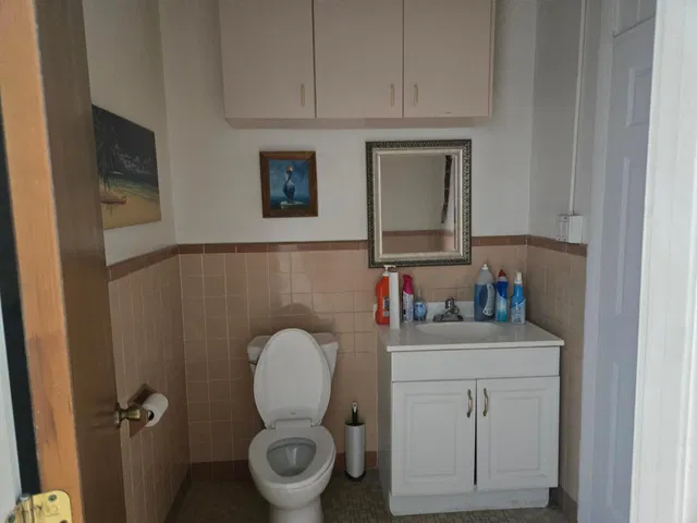 Unit A photo 8