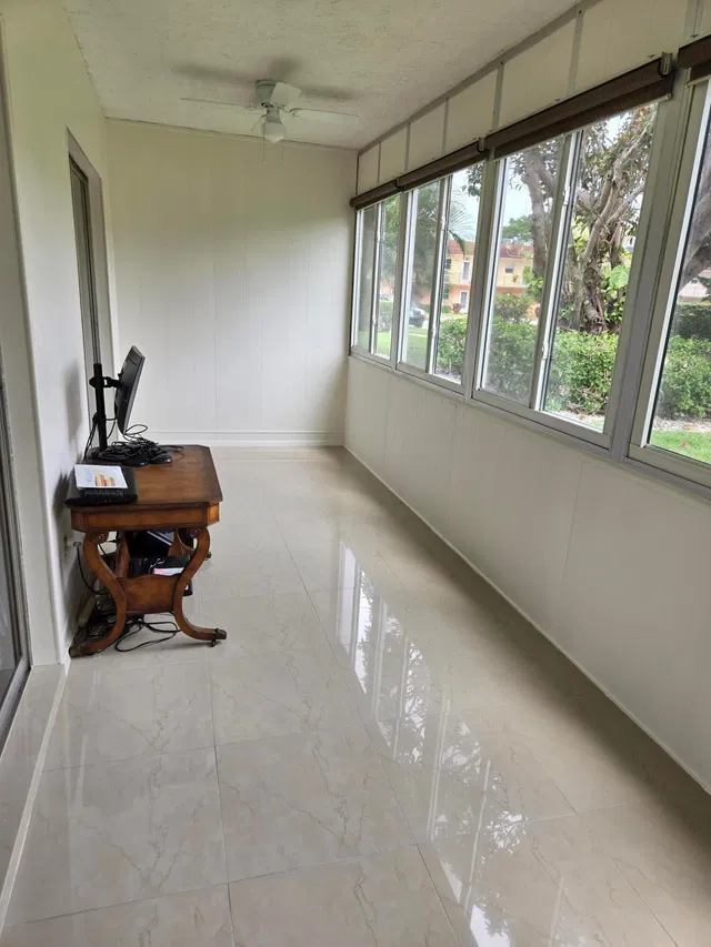 Residence photo 9