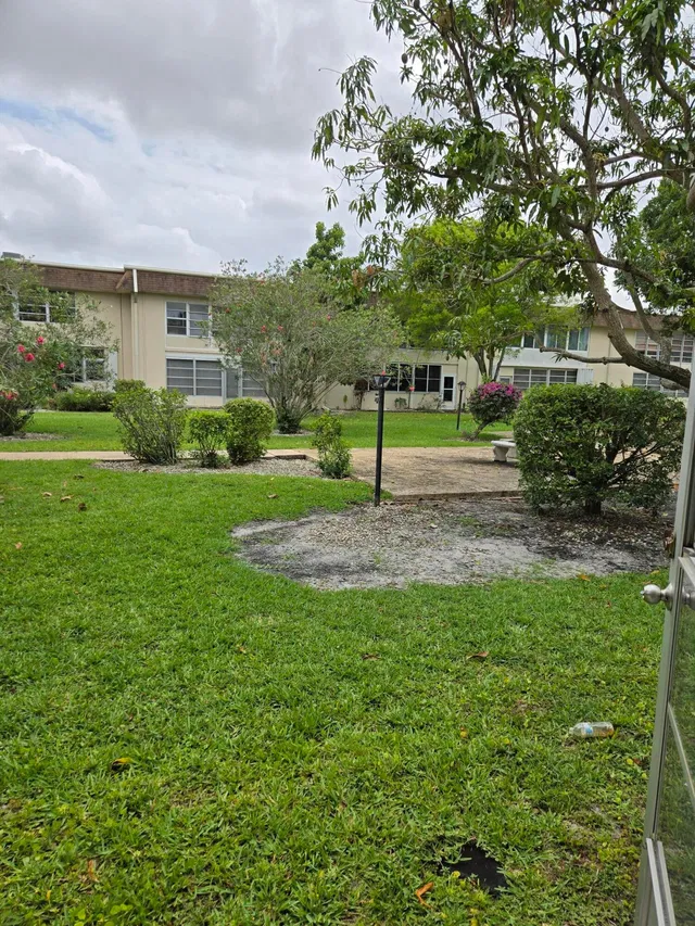 Residence photo 10