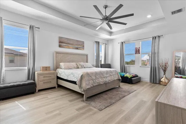 Residence photo 16