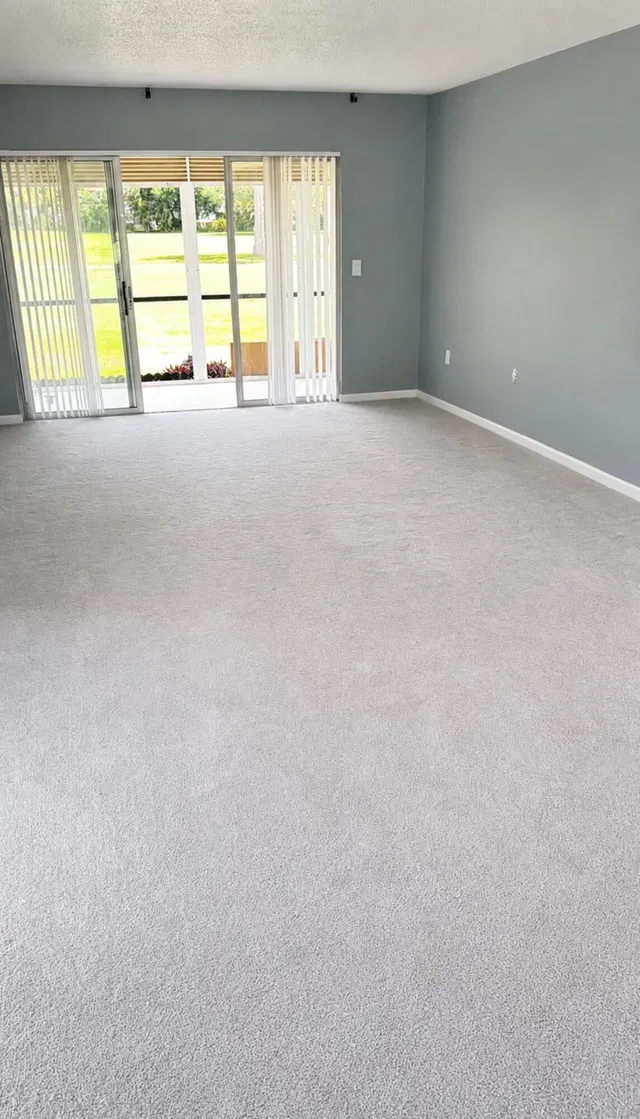 Residence photo 3