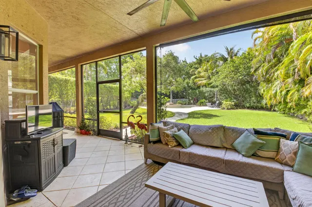 Saturnia Boca Raton Residence photo 46