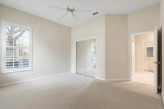 Monarch Country Club Residence photo 8