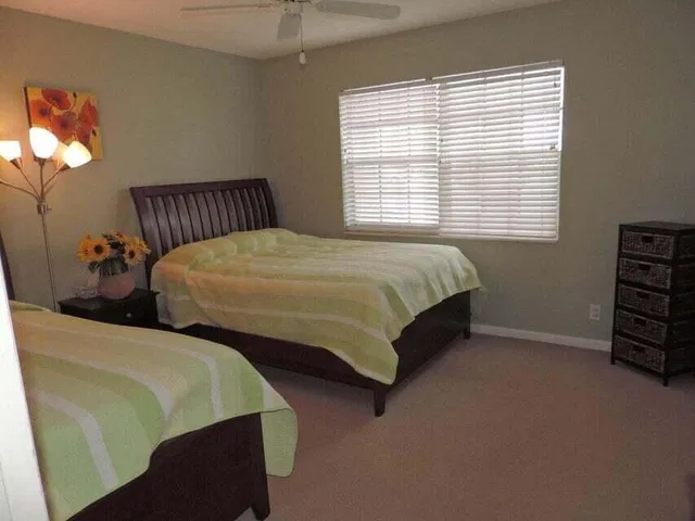  Unit 105 photo 5