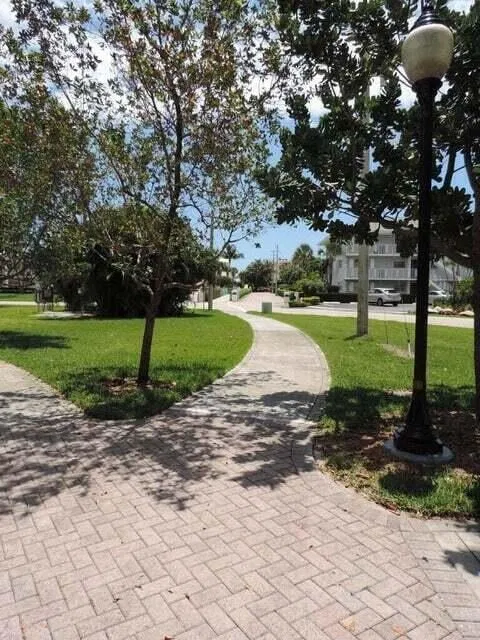  Unit 105 photo 6