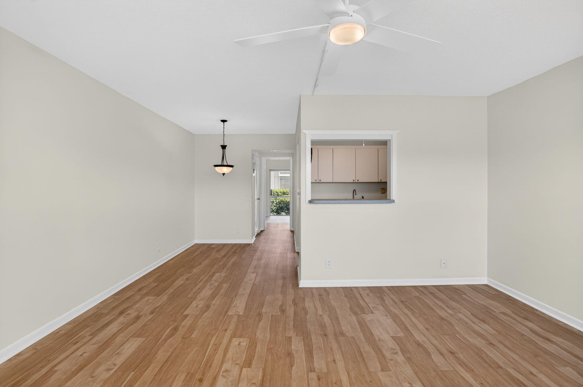 Unit 107 photo 8
