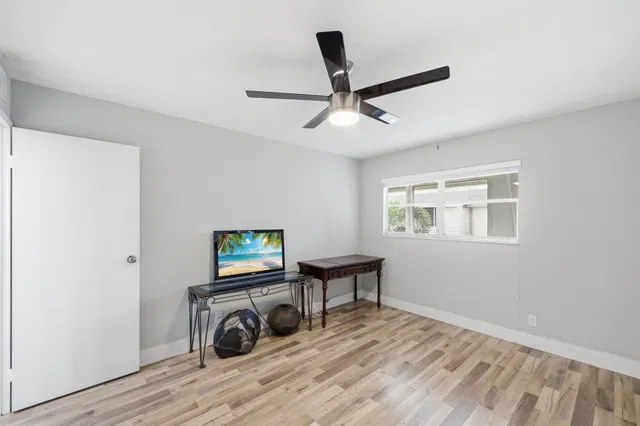Residence photo 22