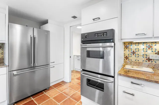 The Plaza of The Palm Beaches Unit 6g photo 6