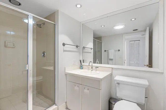 The Plaza of The Palm Beaches Unit 6g photo 18