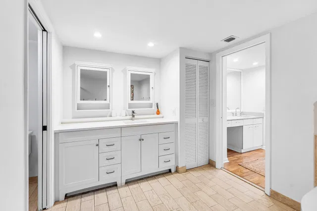 The Plaza of The Palm Beaches Unit 6g photo 27