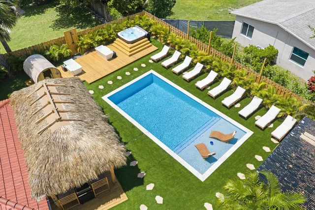Residence photo 3