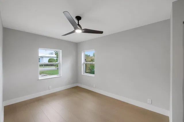 Residence photo 14