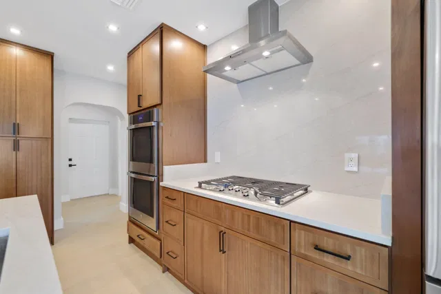 Residence photo 32