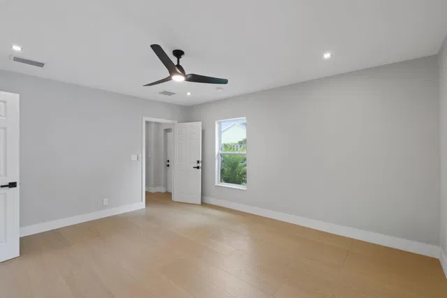 Residence photo 35