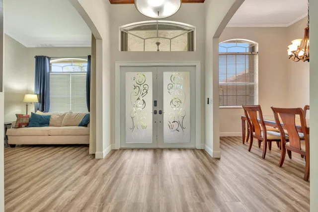  Residence photo 6
