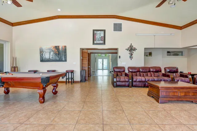  Residence photo 24