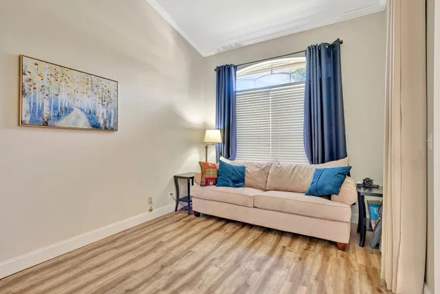  Residence photo 44