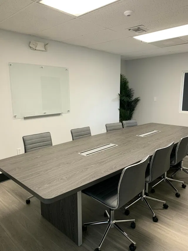 Unit 100-213 photo 4