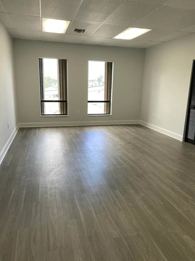 Unit 100-213 photo 19