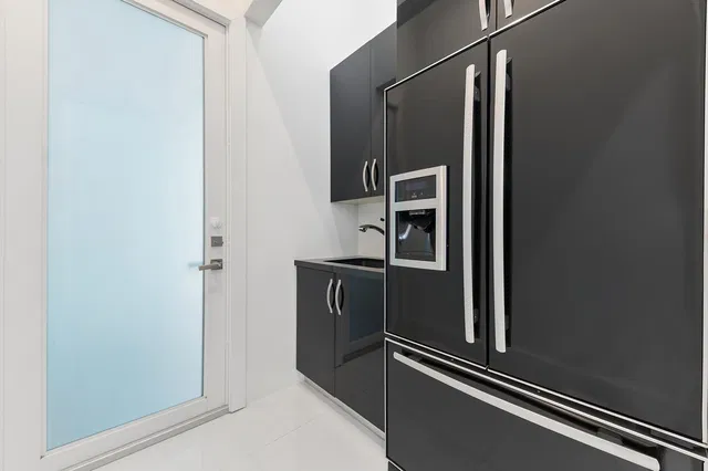 Residence photo 19