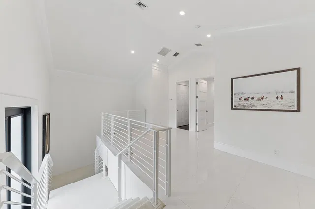  Residence photo 22