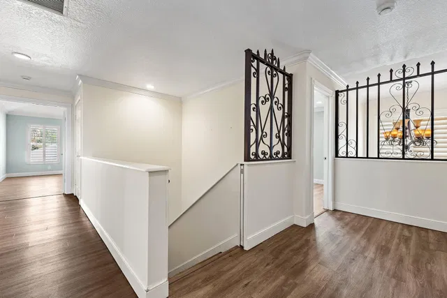  Residence photo 29
