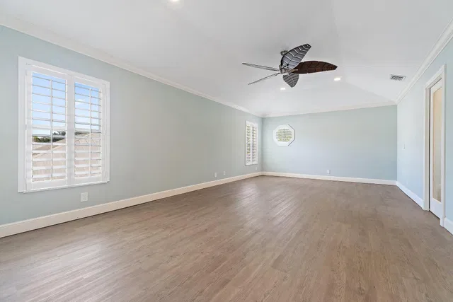  Residence photo 32