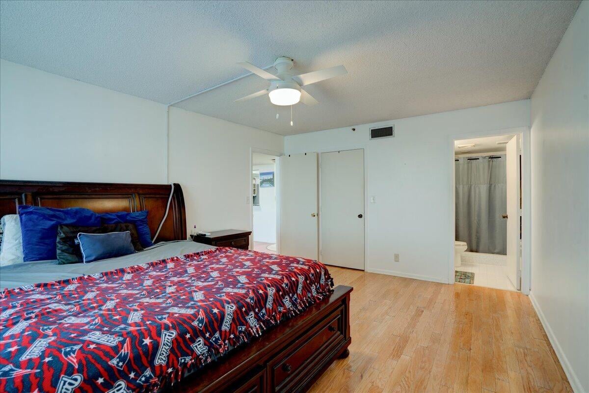 Unit 515 photo 24