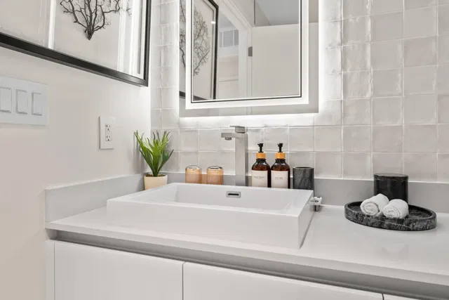 Amrit Ocean Resort & Residences Unit H1006 photo 39