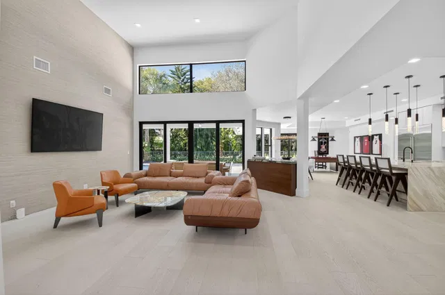 Woodfield Country Club Residence photo 8
