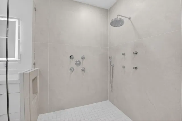 Woodfield Country Club Residence photo 43