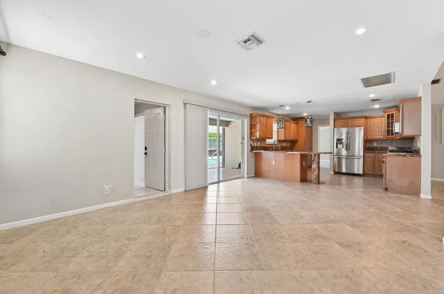 Residence photo 5