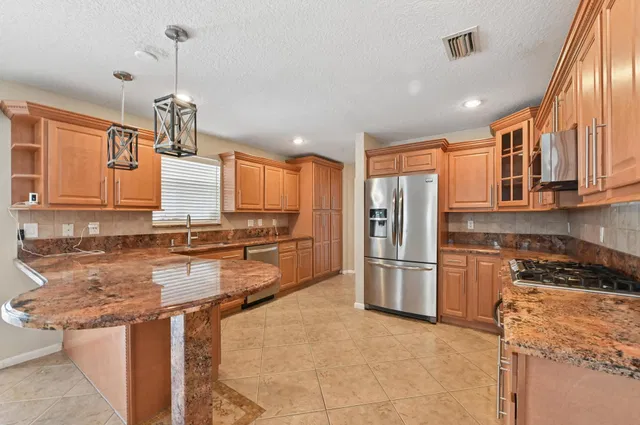 Residence photo 9