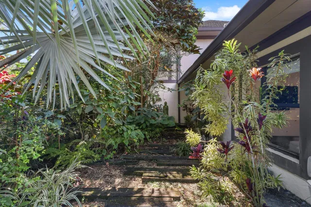 Unit H104 photo 7