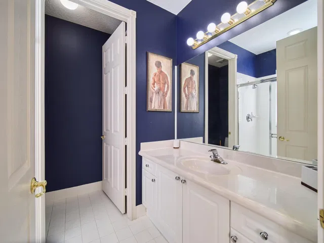 Residence photo 24