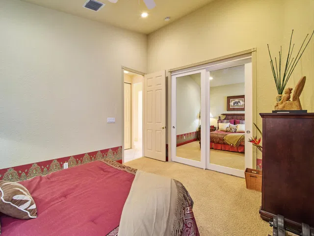 Residence photo 27