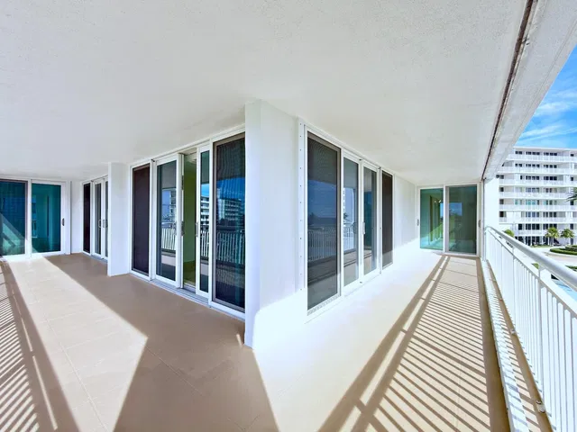 Barclay Condo Unit 410 photo 24