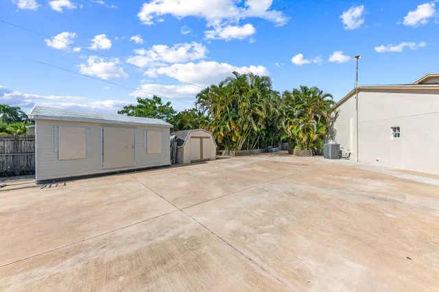  Residence photo 22