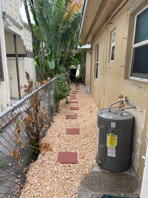 Unit 2 photo 15