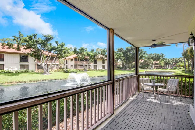 PGA National Palm Beach Gardens Residence photo 32