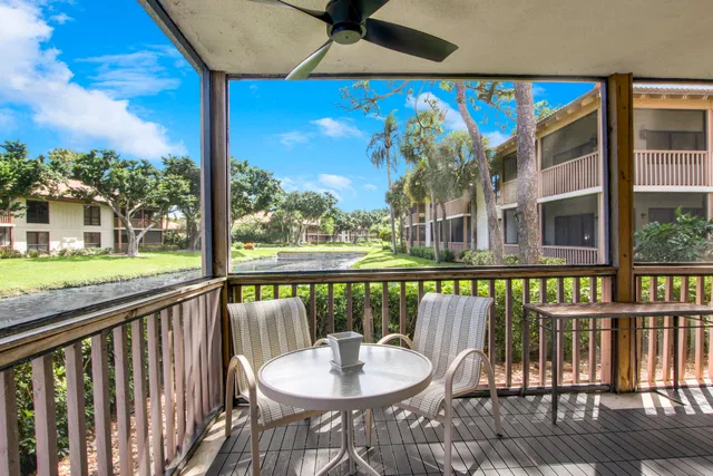 PGA National Palm Beach Gardens Residence photo 34