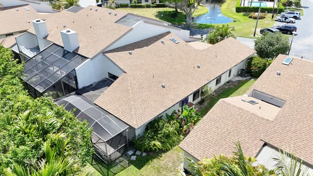 Residence photo 2