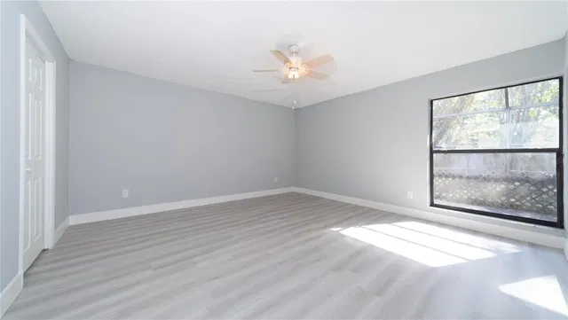 Residence photo 18