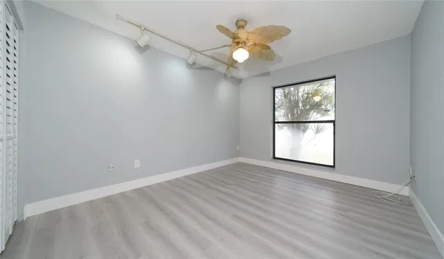 Residence photo 19
