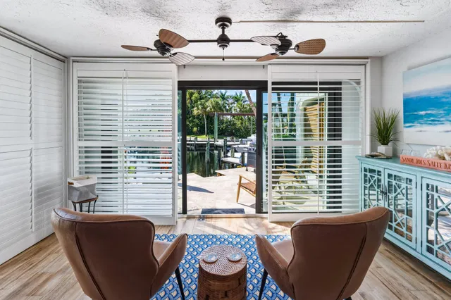 Unit 34 photo 41